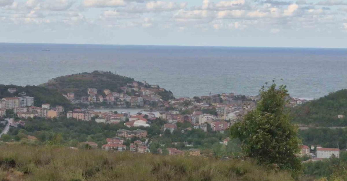 amasrada yagmur sonrasi deniz renk degistirdi n5O9Fxmu.jpg