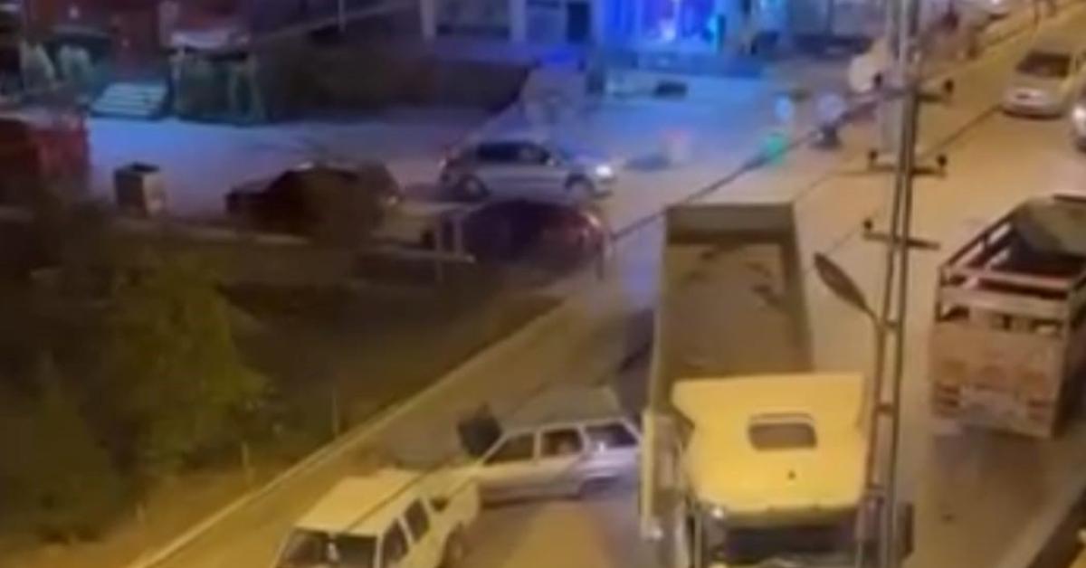 ankara sincanda tir park halindeki araca carpti xjY5kX6T.jpg