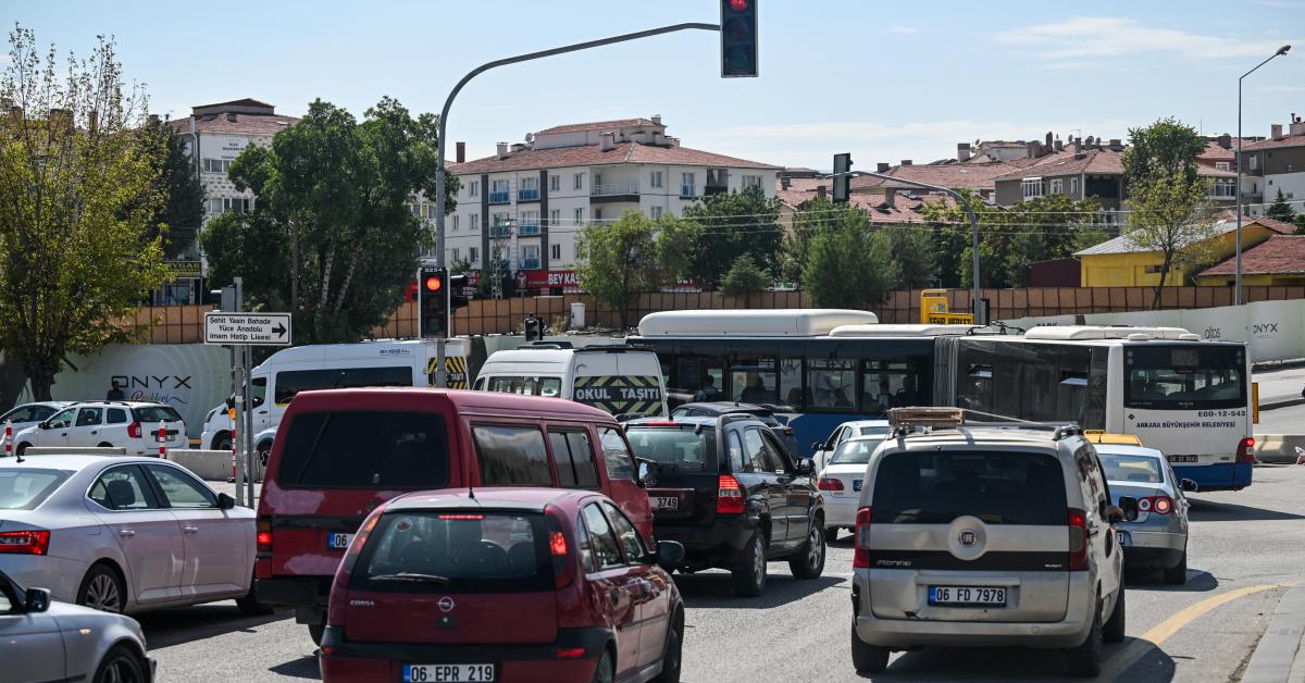 ankara trafiginde kaos JzSdzQMb.jpg