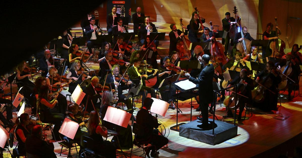 ankarada muzik dolu gece dunyaca unlu eser seslendirildi fEmXCvMM.jpg
