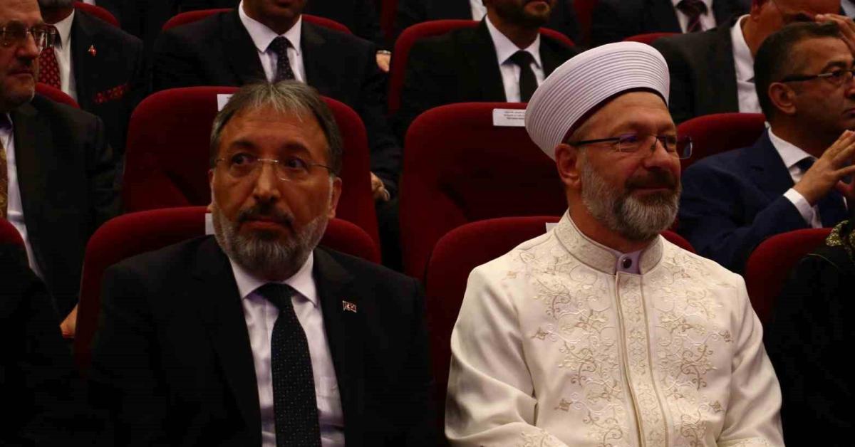 diyanette devir teslim heyecani yeni diyanet isleri baskani safi arpagus kimdir vLf3dnSg.jpg