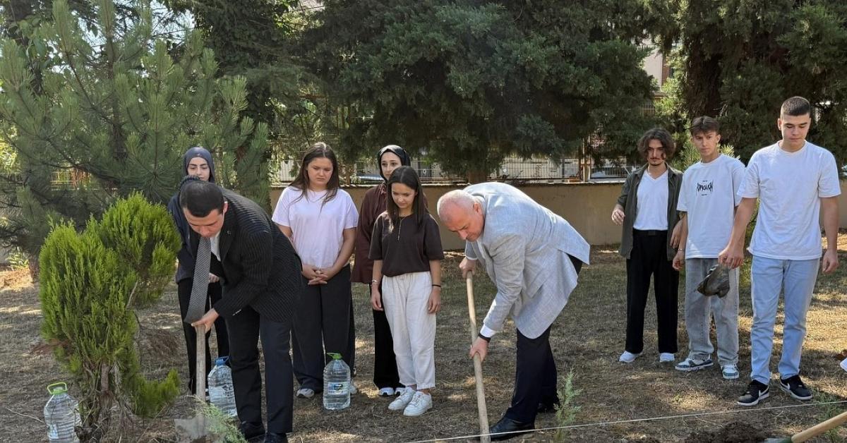 duzcede fidan dikim etkinligi gerceklestirildi PRC9gFaj.jpg