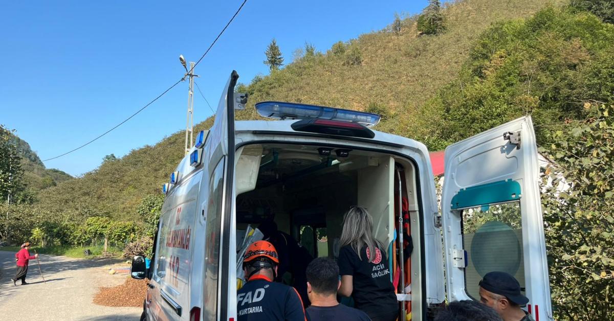 giresunda yamacta fenalasan kadini afad ekipleri kurtardi dzAEJfkl.jpg