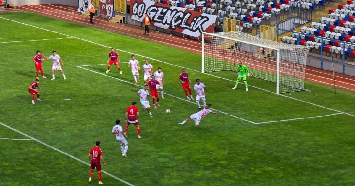 karabuk idman yurdu evinde 4 1 yenildi bFDWqmtp.jpg