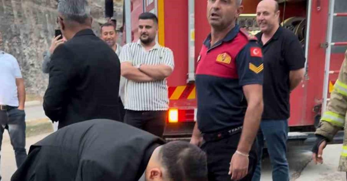 karabuk safranboluda damada itfaiye surprizi Y6pTu6Nt.jpg