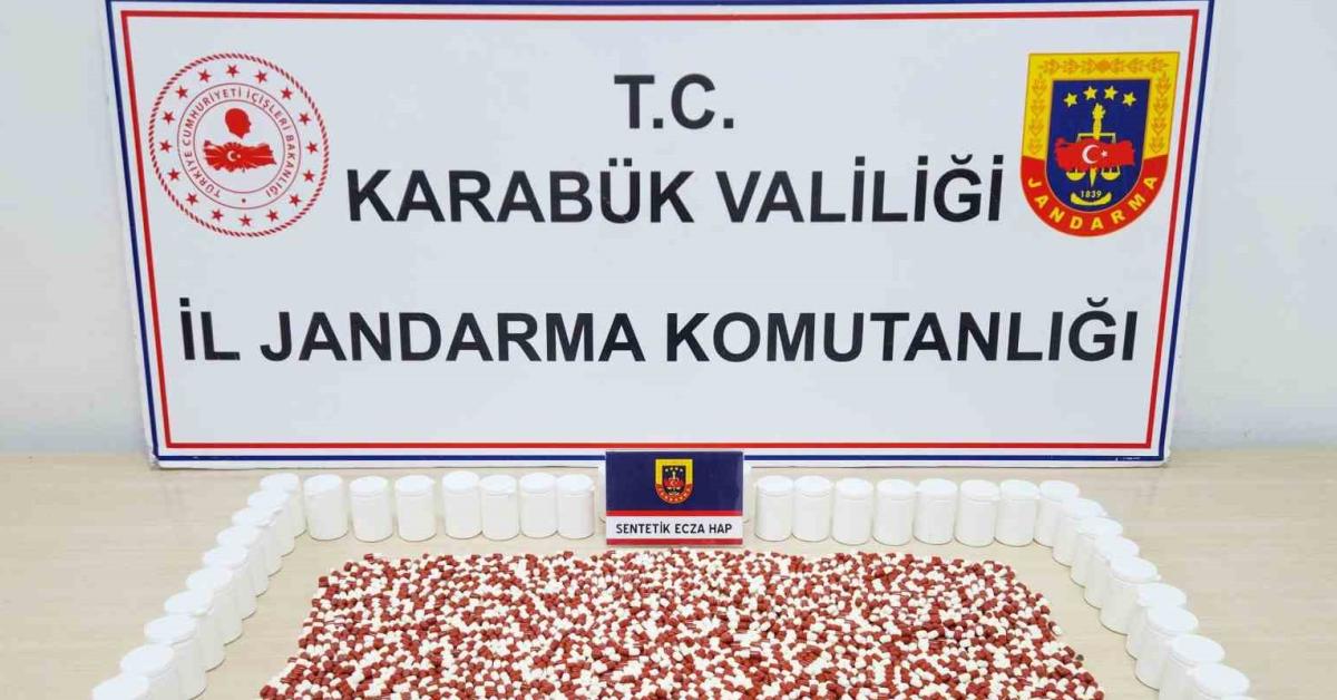 karabukte jandarmadan zehir tacirlerine darbe OY3SFqZe.jpg