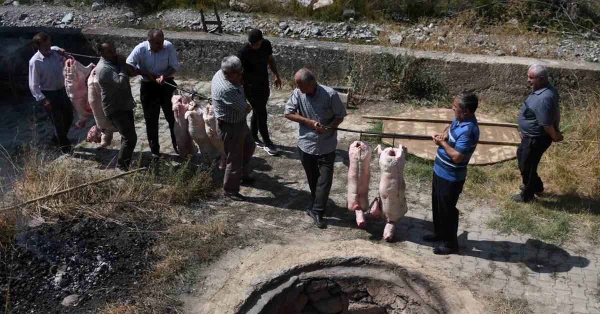kastamonuda 300 yillik kebap gunu gelenegi c2HBgiHy.jpg