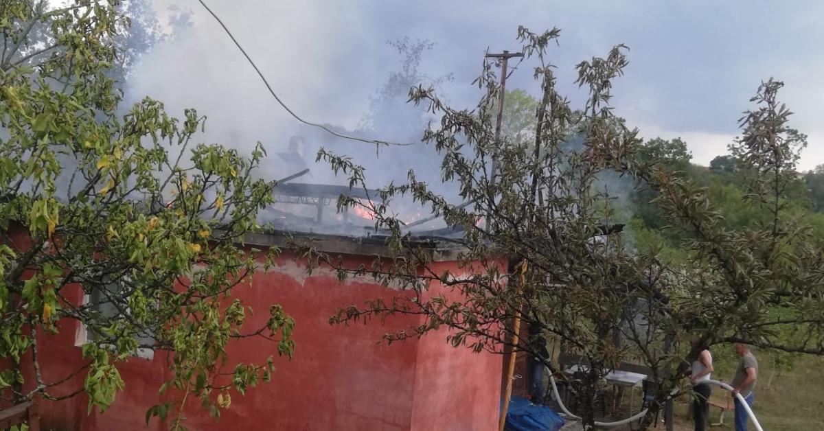 zonguldak caycumada bag evi yangini Ul3w8hUL.jpg