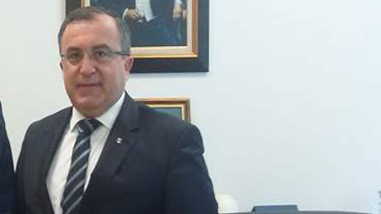 Ahmet Saraç44