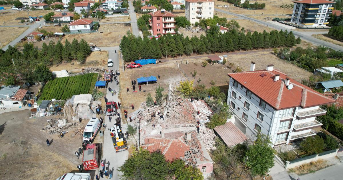 ankara cubukta bina coktu FFISmf7A.jpg