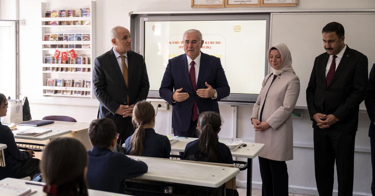 ankara sincanda ogrencilere hak arama kulturu asilaniyor Xp69uEVD.jpg