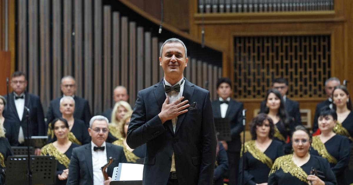 ankarada turk muzigiyle dolu unutulmaz gece NrKsWATF.jpg