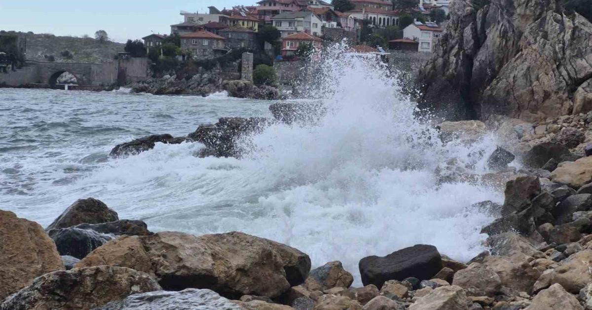 bartin amasrada firtina dalgalari costurcu E3aBOFiQ.jpg