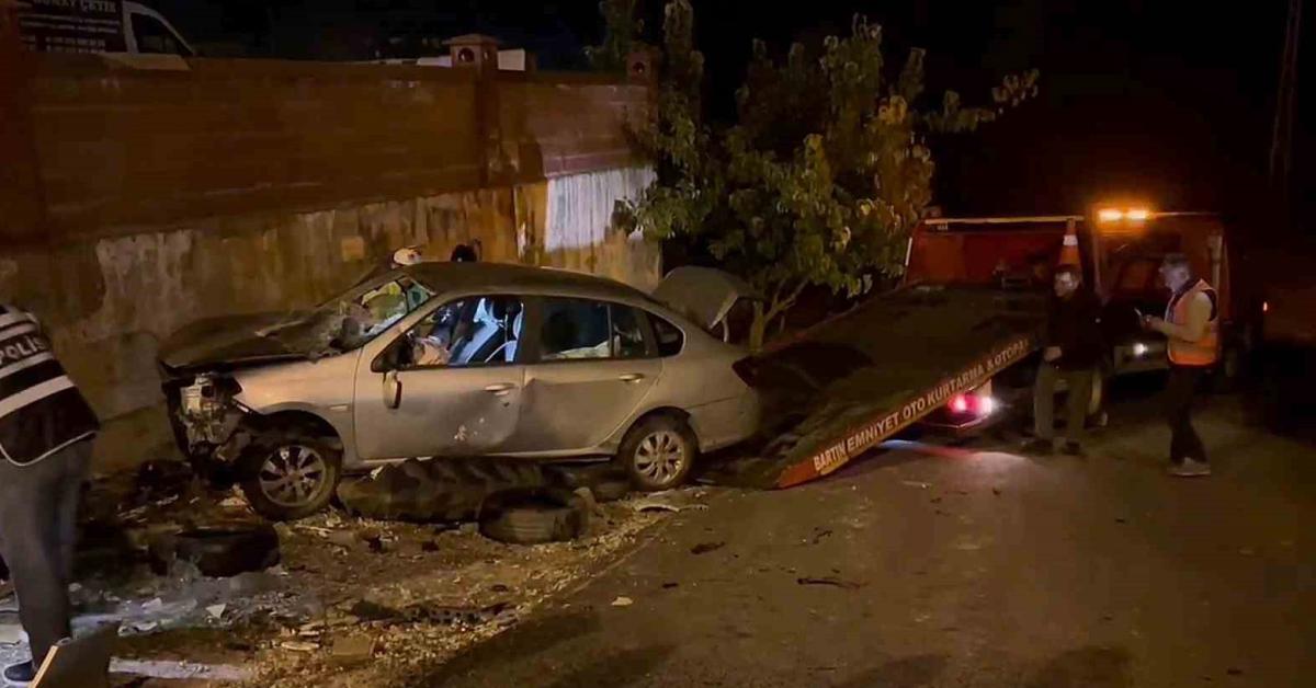 bartinda korkutucu kaza once carpti sonra takla atti sonra dustu tkyIvacv.jpg