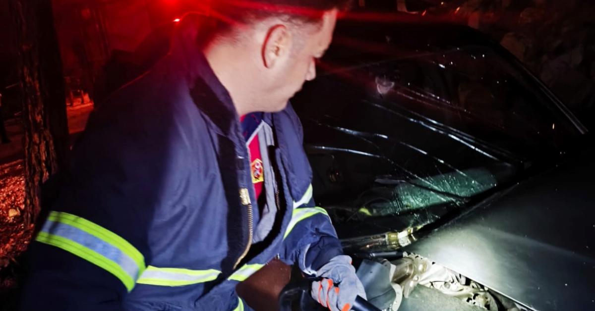 bilecikte merkezde trafik kazasi iki kisi yaralandi 4p8gY4yN.jpg