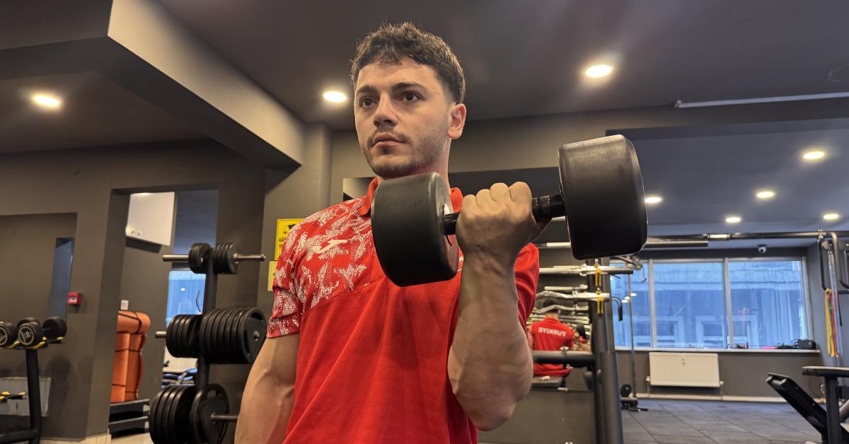 bilek guresinde cifte sampiyonluk turkiyenin gururu oldu MAT9byEr.jpg