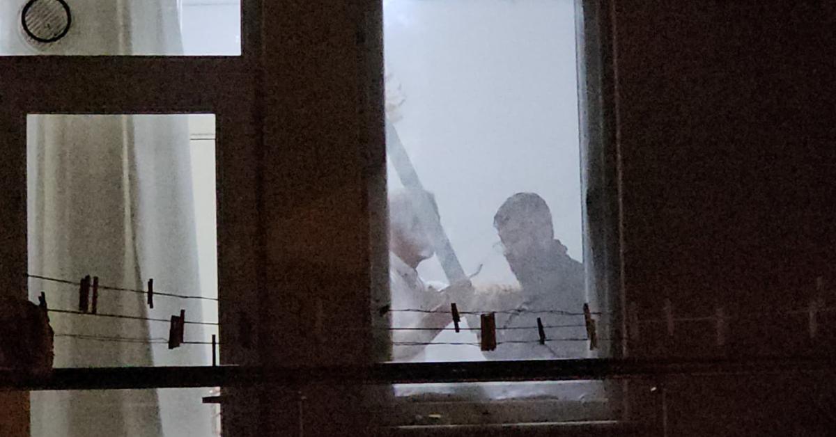 corumda sira disi olay arkadasini kilicla rehin aldi 6Ktas4Yh.jpg
