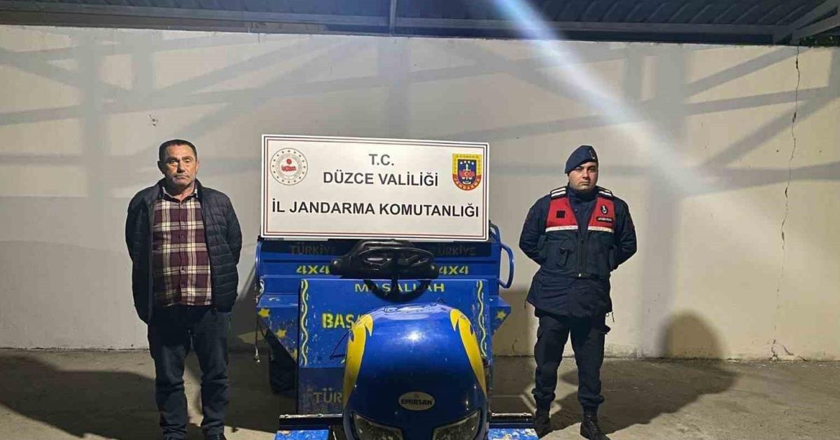 duzce golyakada calinan pat pat sahibine kavustu 1WvMrajy.jpg