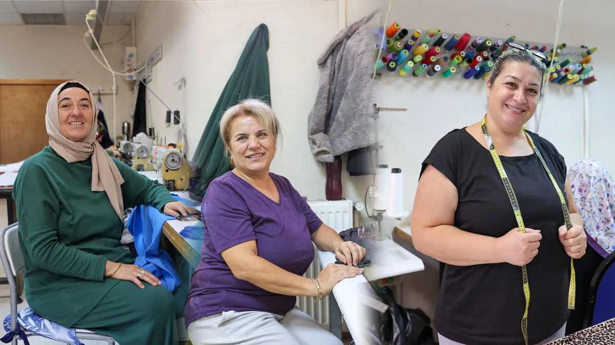 İzmir Buca’da belediye tarafından sürdürülen ücretsiz eğitim kursları yoğun ilgi görüyor.