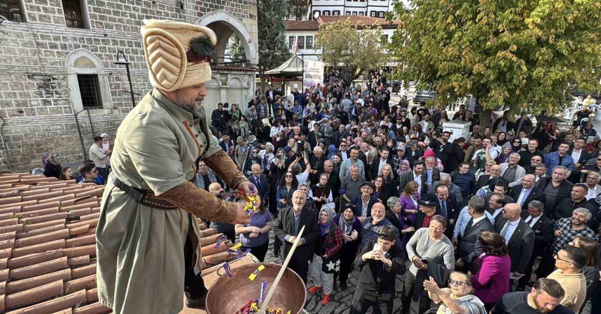 karabuk safranboluda geleneksel festival basladi SlPPZ3TC.jpg