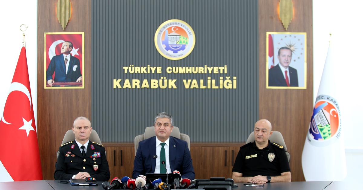 karabukte guvenlik zirvesi QXqTCE3M.jpg