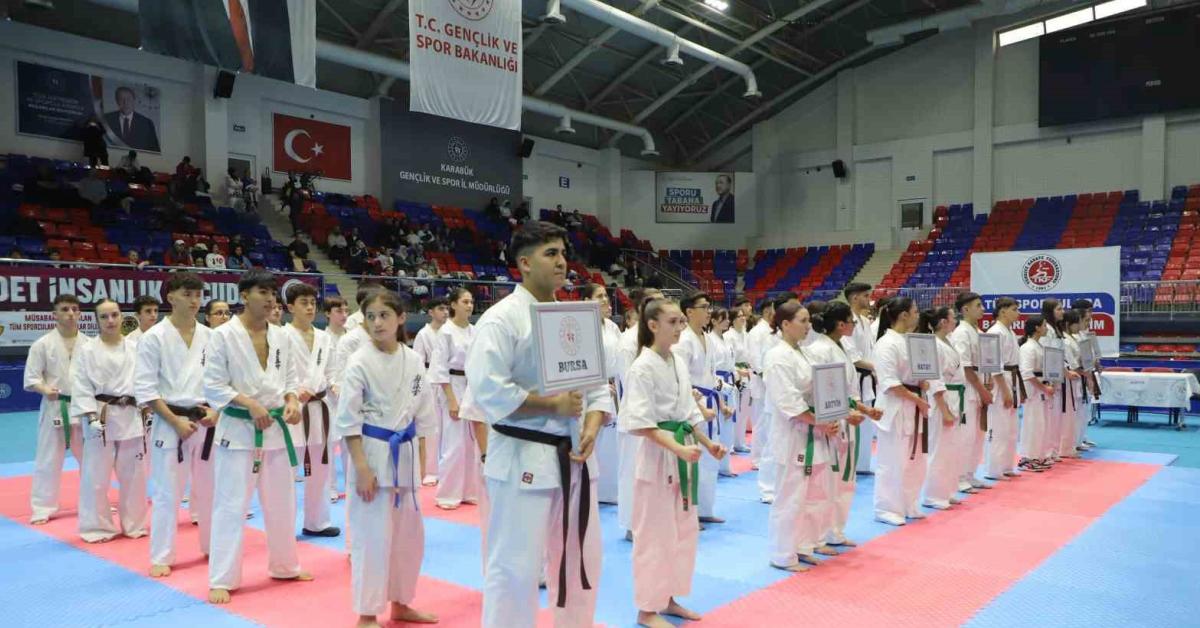 karabukte kyokushin karate sampiyonasi basladi YrwhENVy.jpg
