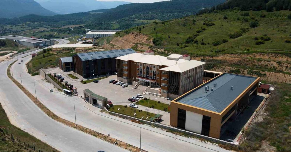 karabukte yetkinlik kazandilar 9kKIuNWS.jpg