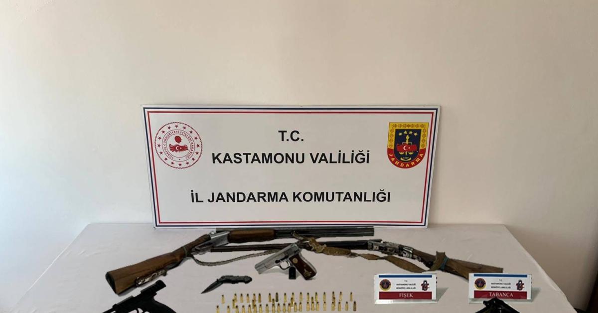 kastamonuda 3 ruhsatsiz silah 109 fisek ele gecirildi VgkhwSFk.jpg
