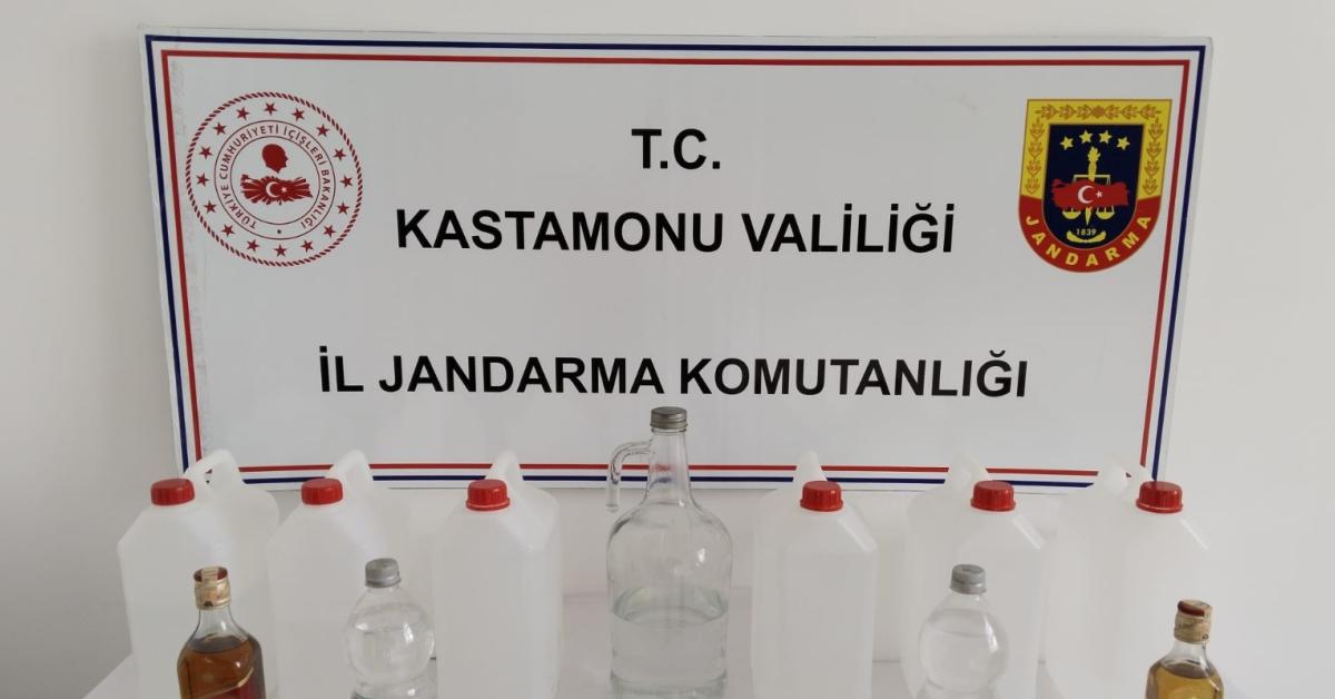kastamonuda sahte icki operasyonu 4 kisi gozaltina alindi B9eTdkyu.jpg