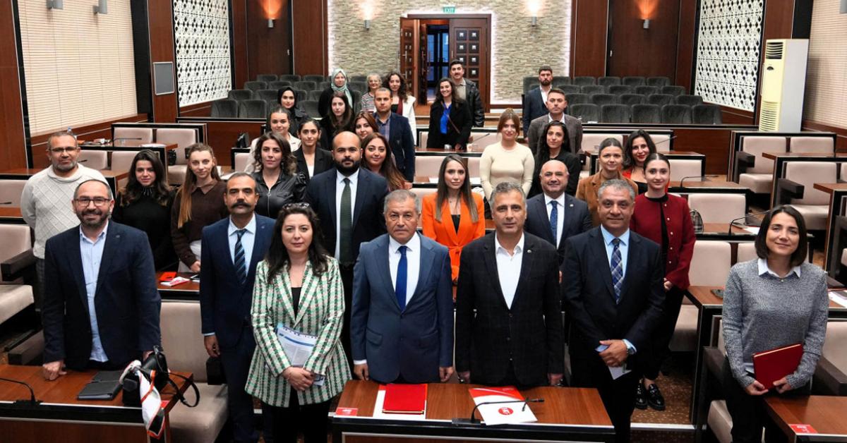 kecioren belediyesinden kentsel donusum icin onemli egitimler y1jcmYL4.jpg