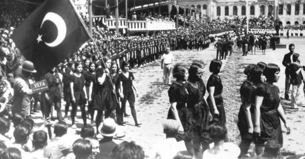 mebden cumhuriyet bayramina ozel video PVM83LN1.jpg