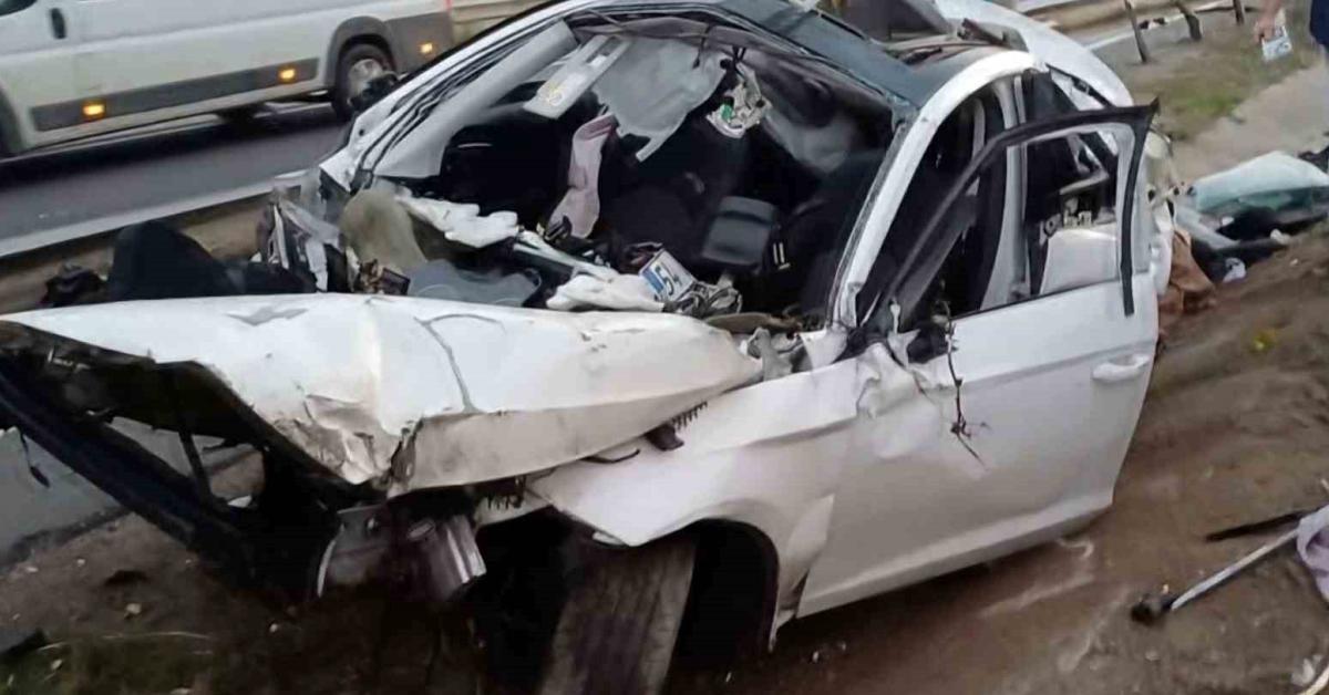 sakarya serdivanda feci kaza karsisina kopek cikti kaza yapti 1eM8dDKZ.jpg
