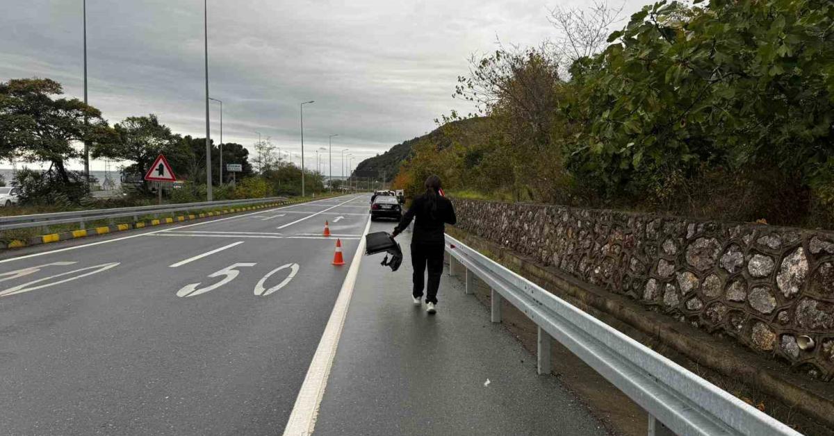 zonguldak alaplida kontrolden cikan arac bariyere carpti s1ySbCkl.jpg