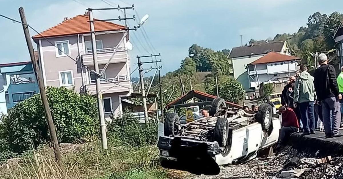 zonguldak devrekte yabanci plakali arac resmi araca carpti LcgKy6xZ.jpg