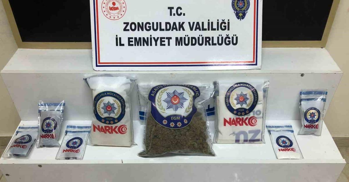 zonguldakta uyusturucu operasyonu iki supheli tutuklandi VkPI49AP.jpg