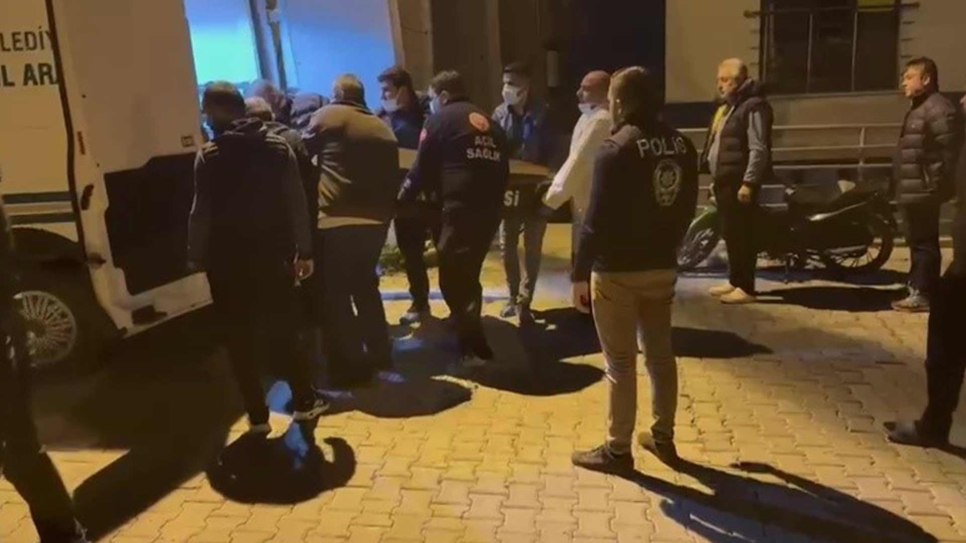 75 Yaşındaki Adam Evinde Ölü Bulundu