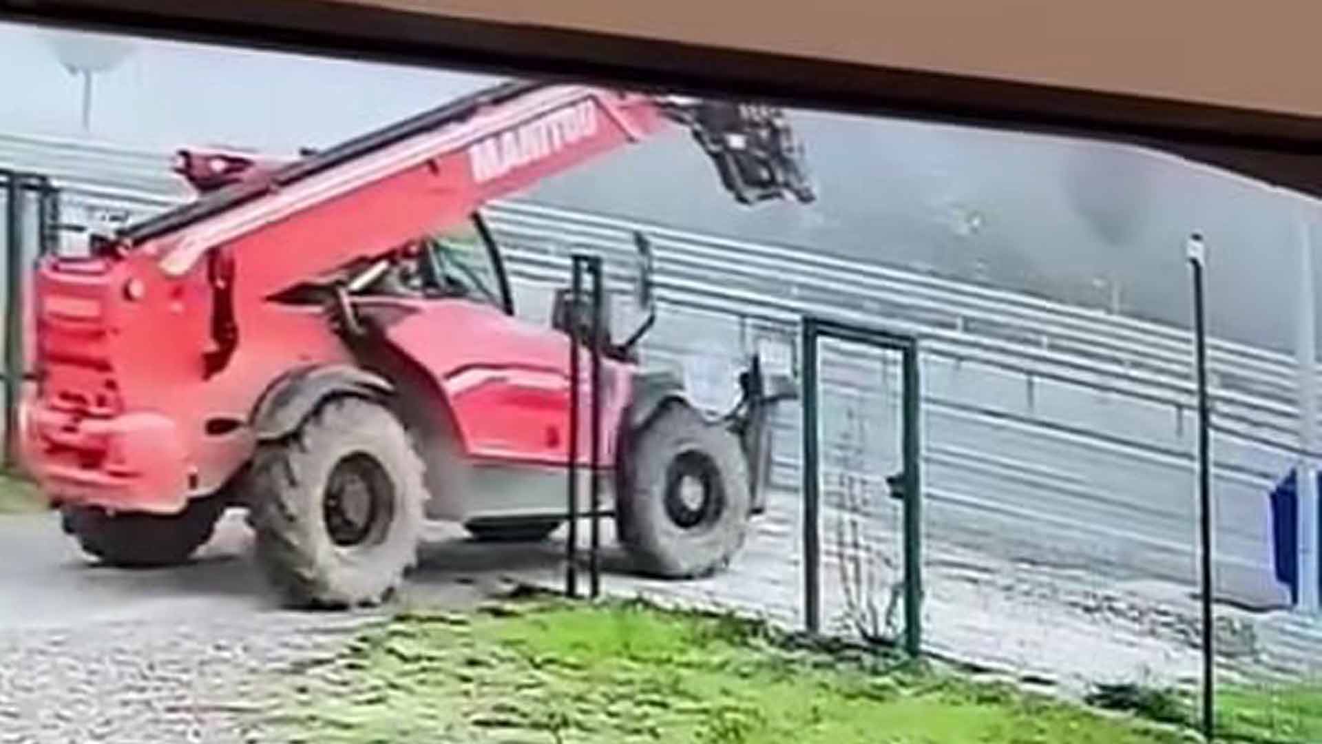 Akılalmaz Hırsızlık Olayı