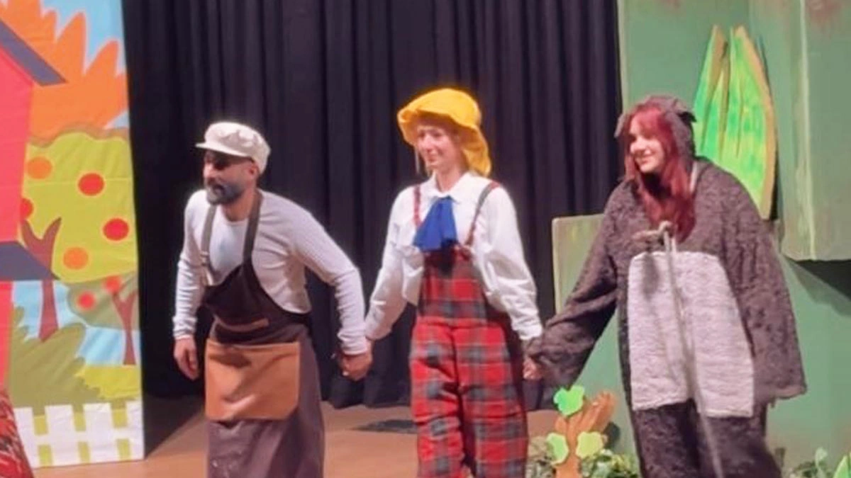 Sincan Belediyesi, ara tatil döneminde öğrenciler için özel bir etkinlik takvimi oluşturdu. Eğitim öğretime kısa bir süreliğine verilen arada, çocuklar tiyatro oyunları, animasyon gösterileri ve Bilim Sincan’da düzenlenecek çeşitli ücretsiz etkinliklerle eğlenceli zaman geçirecek.