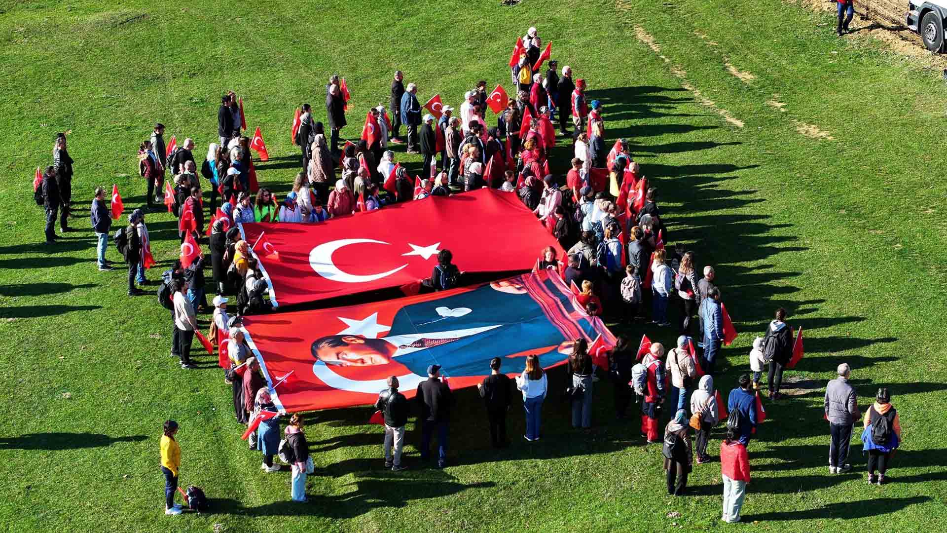 Bolu’da Binlerce Adım Atatürk İçin Atıldı7