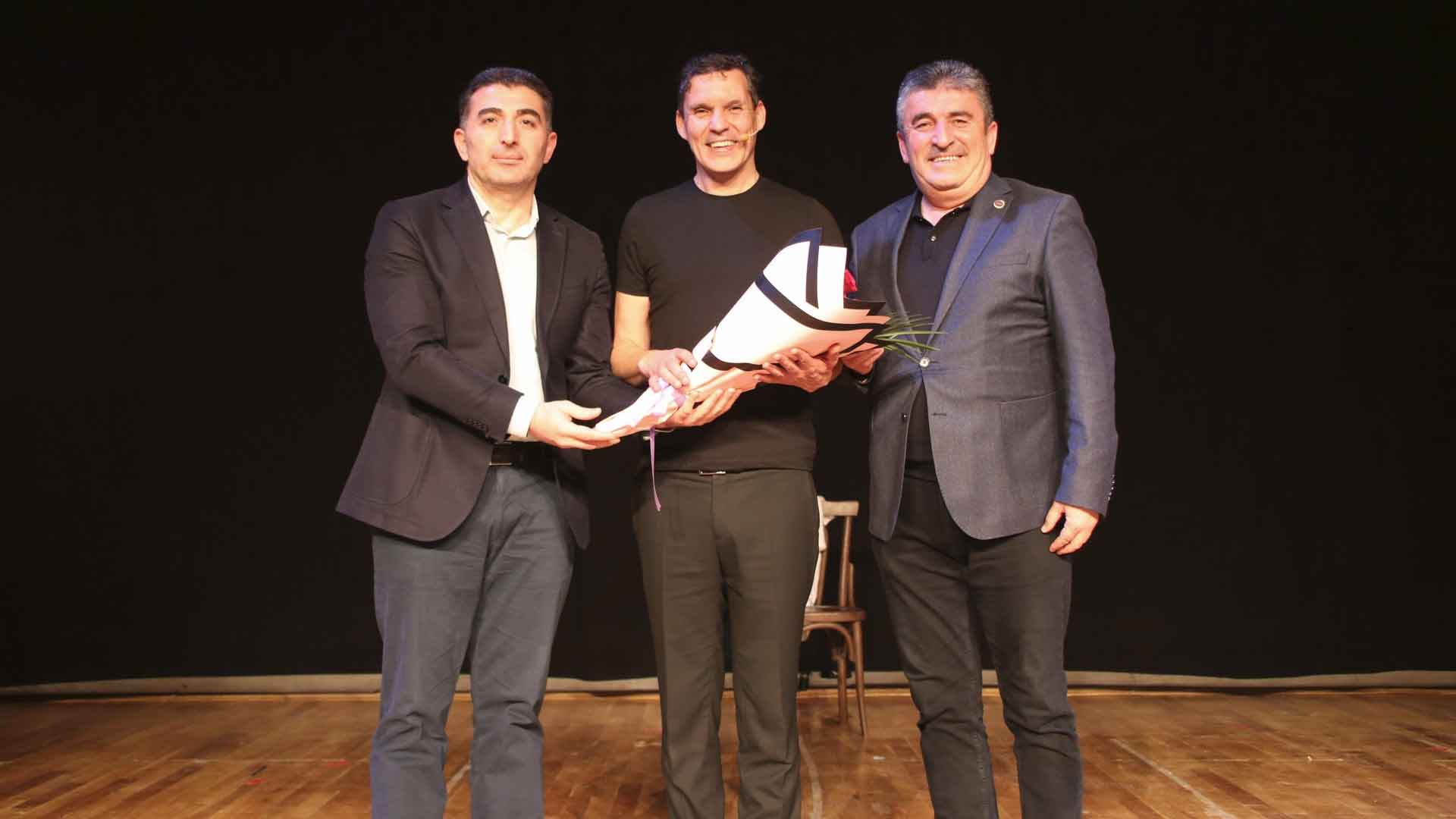 Eyvah Nadir Koray Karaca