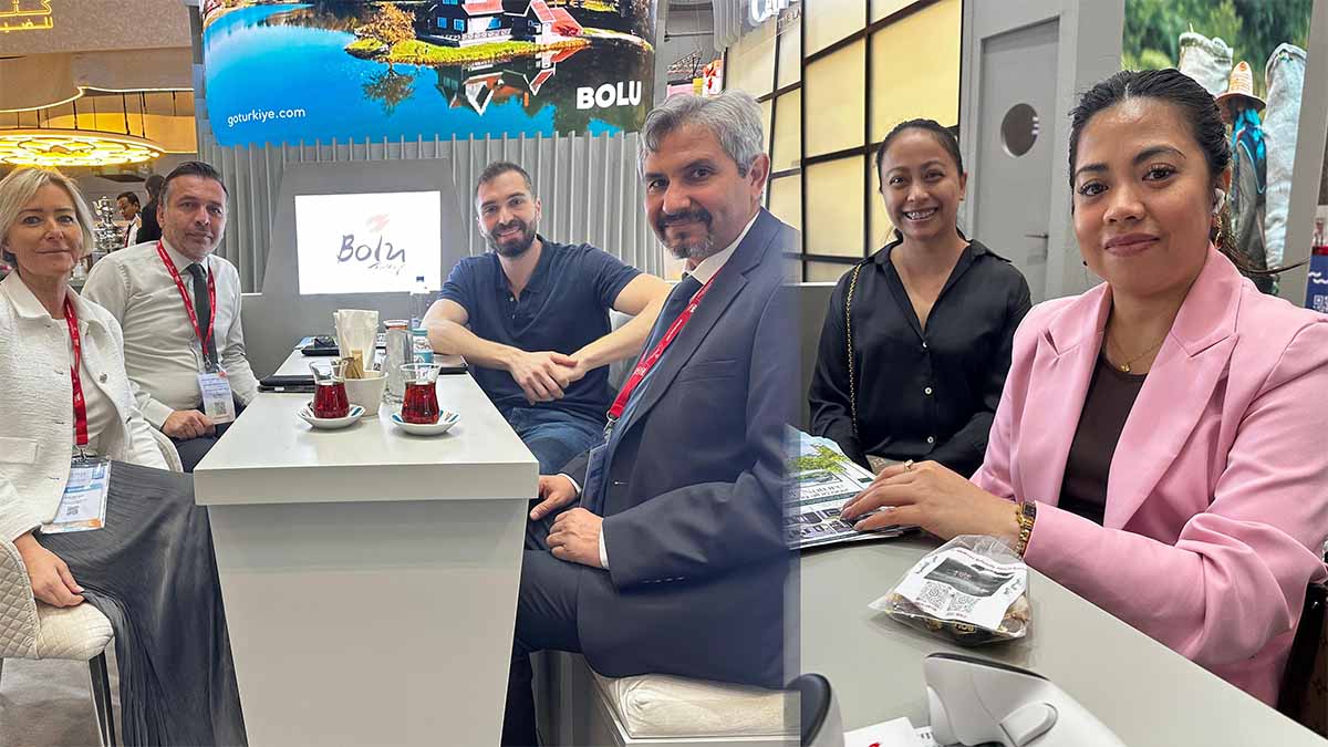 Katar’da Kurulan Tanıtım Standı İlgi Odağı Oldu
Kültür ve Turizm Bakanlığı Tanıtma ve Geliştirme Ajansı’nın desteğiyle, Bolu İl Kültür ve Turizm Müdürlüğü ile Bolu’daki turizm tesislerinin ortaklığıyla kurulan tanıtım standı ziyaretçilerden tam not aldı.
Dev ekranlarda Bolu’nun doğal güzellikleri sergilenirken, sanal gerçeklik (VR) gözlükleriyle hazırlanan deneyim alanı ziyaretçilere interaktif bir Bolu turu sundu.