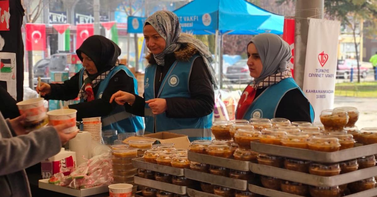 ankara kahramankazanda filistine destek icin hayir carsisi acildi 2jvBfMW7.jpg