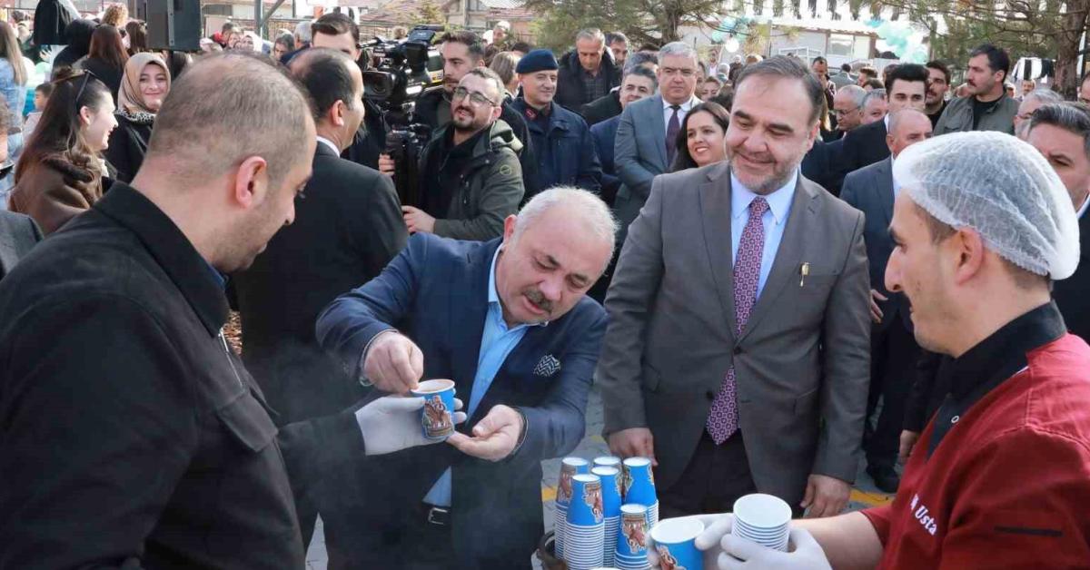 cankirinin yoresel lezzetine hayran kaldilar dWG2slYH.jpg