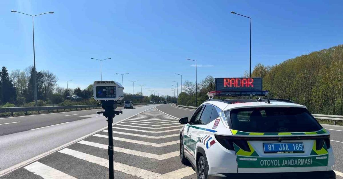 duzcede 2 bin 668 surucu daha ceza yedi usTE696l.jpg