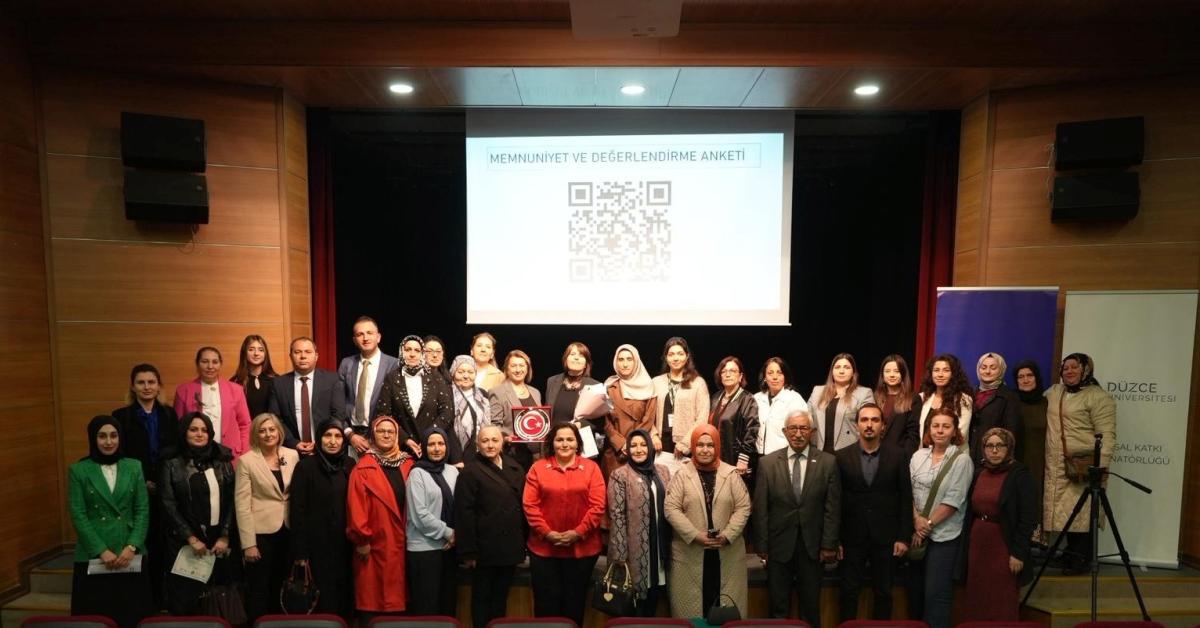 Düzce’de Aile Akademisi Paneli İlk Organizasyonunu Gerçekleştirdi