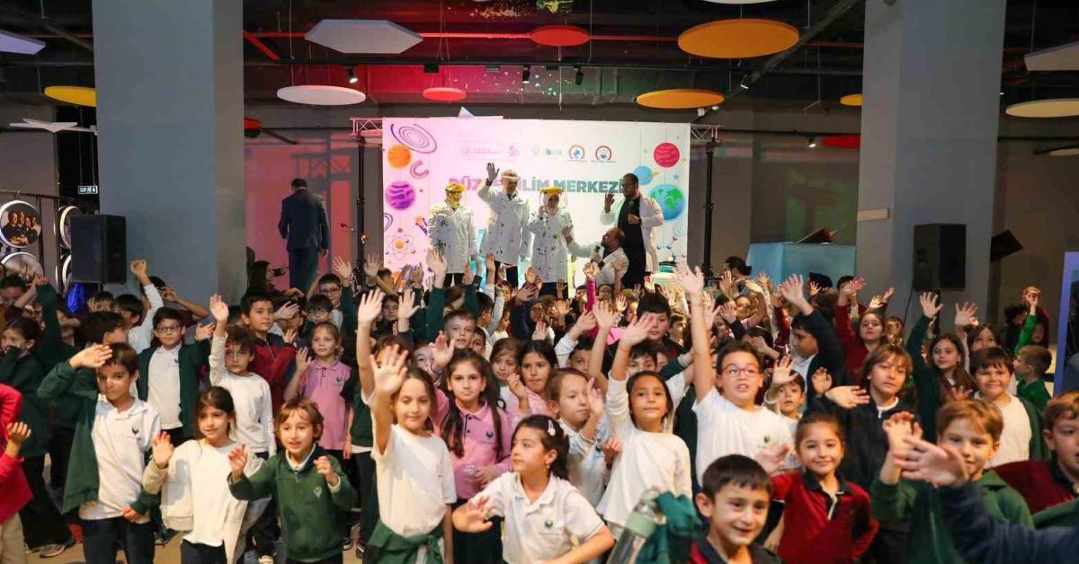 duzcede bilim senligi coskuyla basladi 6BZRKBAw.jpg