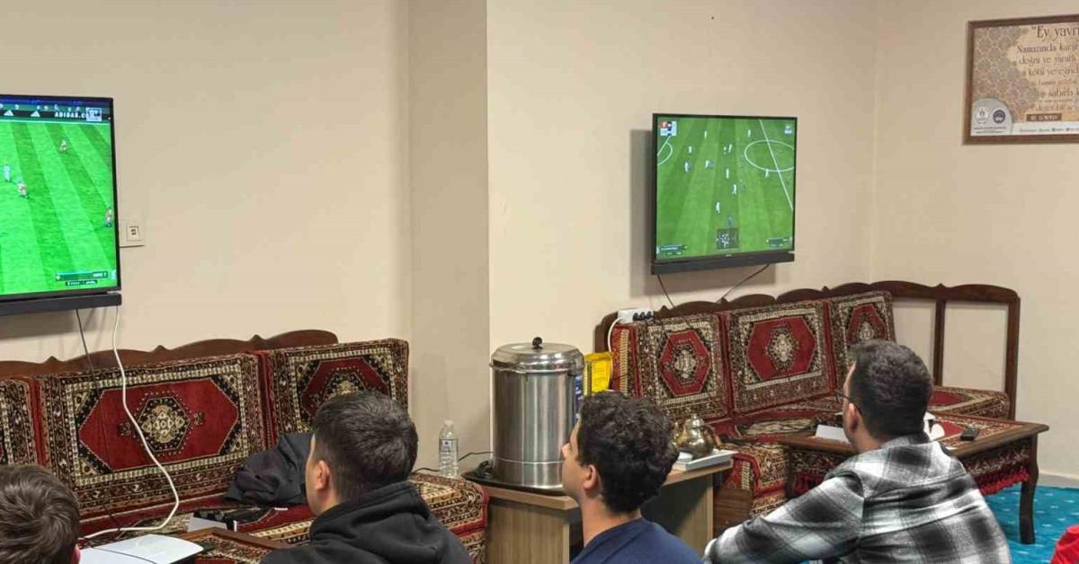 duzcede heyecan dolu e spor turnuvasi pYPBkWcM.jpg