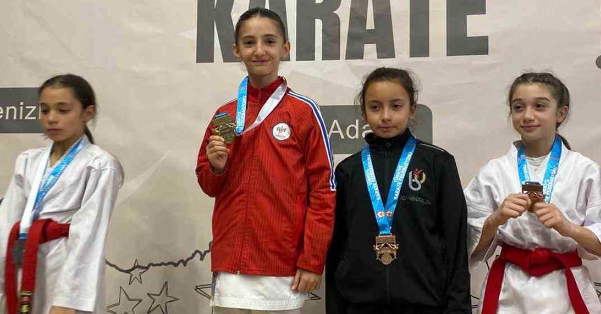 duzceli karatecilerden onemli basari z7Fv4qPE.jpg