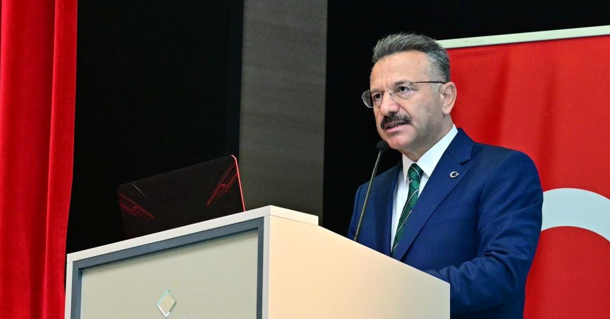 eskisehirde kisisel verilerin guvenligi icin toplanti duzenlendi VA5KQvbp.jpg