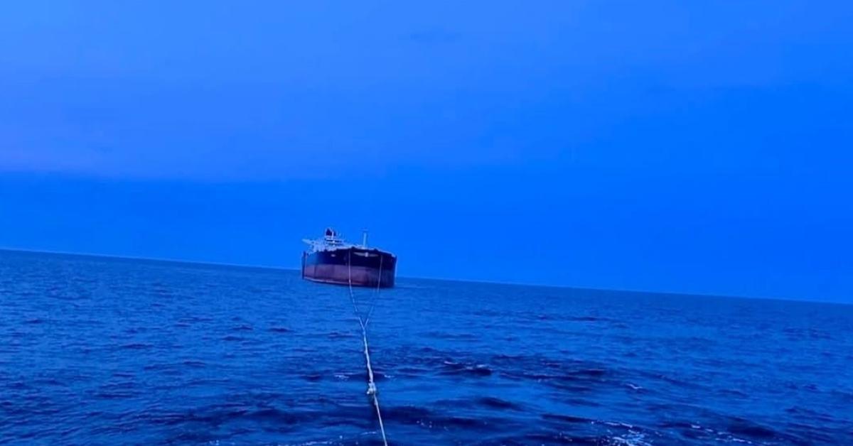 kastamonu aciklarinda zarar goren gemi turkeline cekiliyor JxTeSU9l.jpg